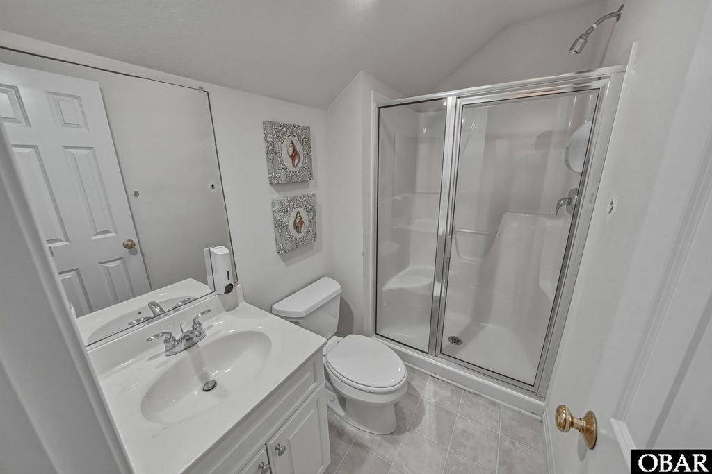 Image 24 of property listing at 1103 Cambridge Rd Unit 303-F, Kill Devil Hills, NC 27948