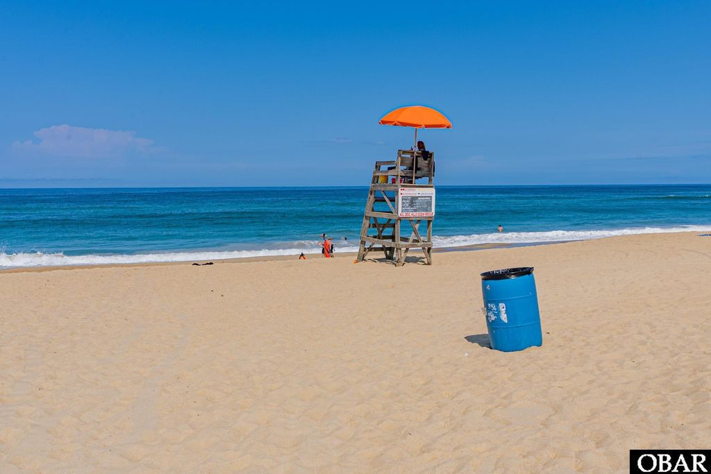 Image 30 of property listing at 1103 Cambridge Rd Unit 303-F, Kill Devil Hills, NC 27948