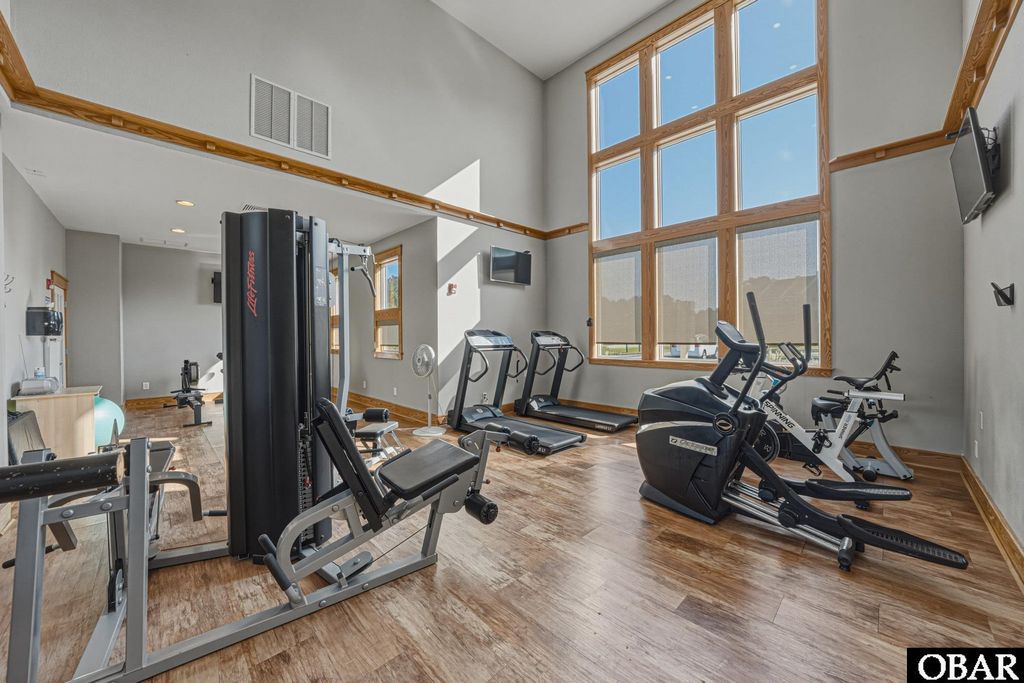 Image 35 of property listing at 1103 Cambridge Rd Unit 303-F, Kill Devil Hills, NC 27948