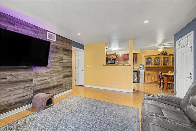 2451 North Rainbow Boulevard 2122, Las Vegas, NV 89108