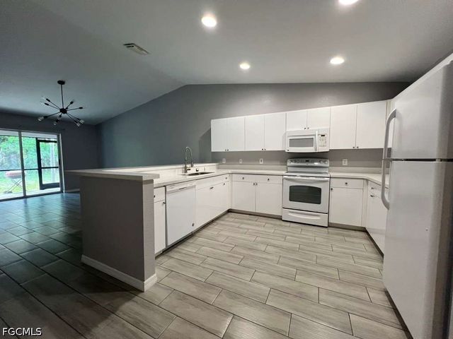 715 SE 24th AVE 715, Cape Coral, FL 33990