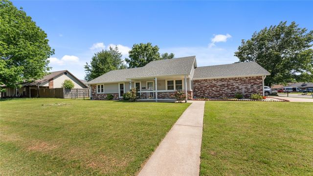 767 Terry Avenue, Springdale, AR 72764