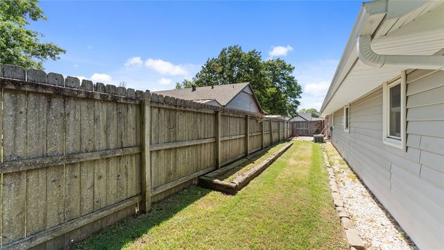 767 Terry Avenue, Springdale, AR 72764