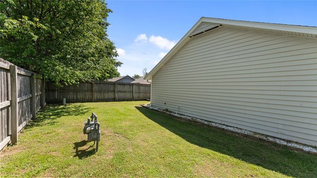 767 Terry Avenue, Springdale, AR 72764