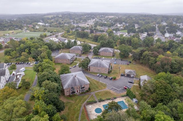 5 Walker Rd 2, North Andover, MA 01845