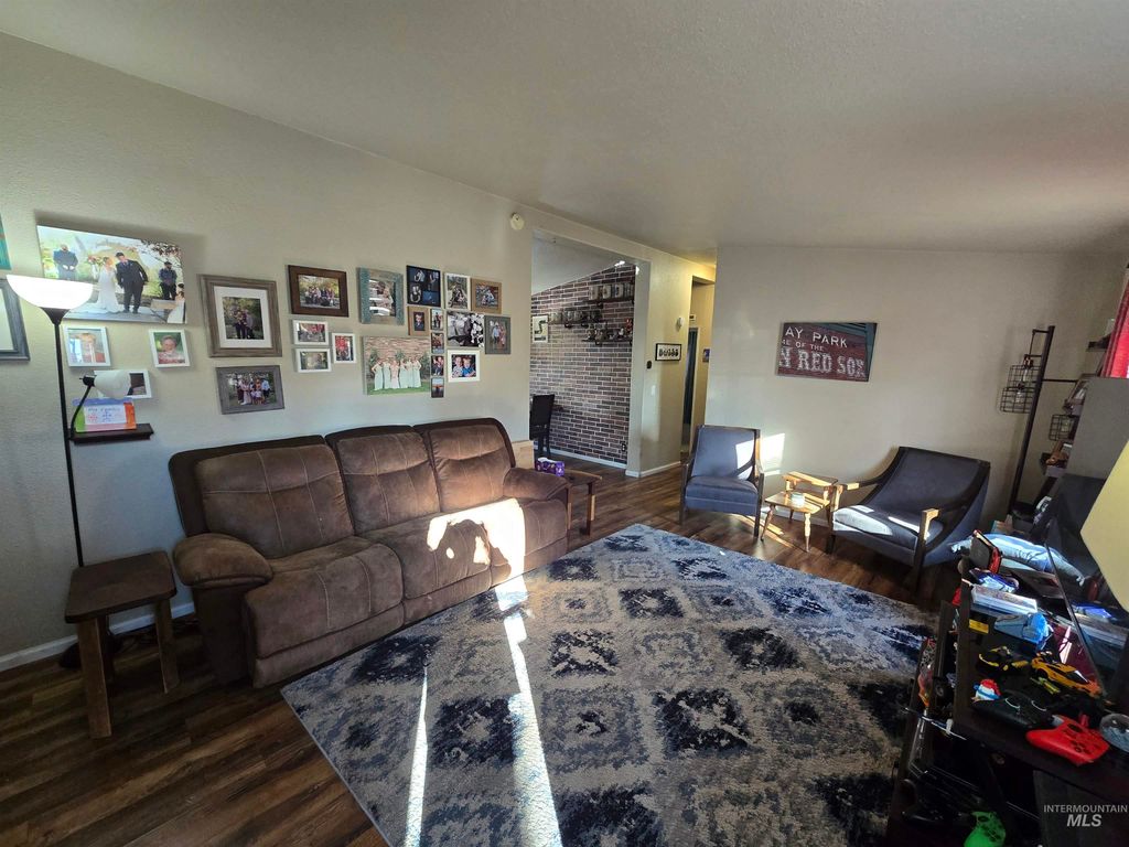 3166 Bellomy, Boise, ID 83703 photo 18