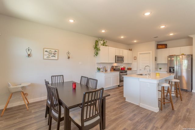 9931 Forestier Grn, San Antonio, TX 78221