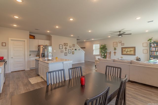 9931 Forestier Grn, San Antonio, TX 78221