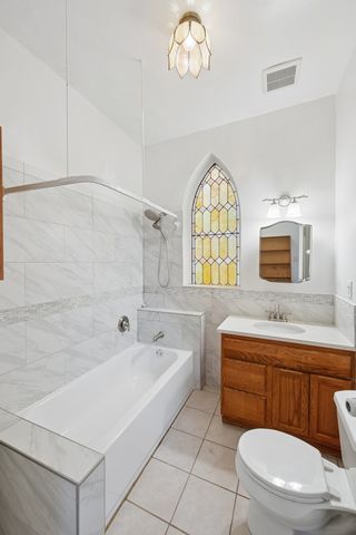 5715 S Blackstone Avenue 2S, Chicago, IL 60637