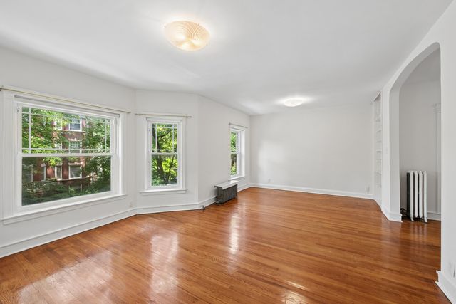5715 S Blackstone Avenue 2S, Chicago, IL 60637