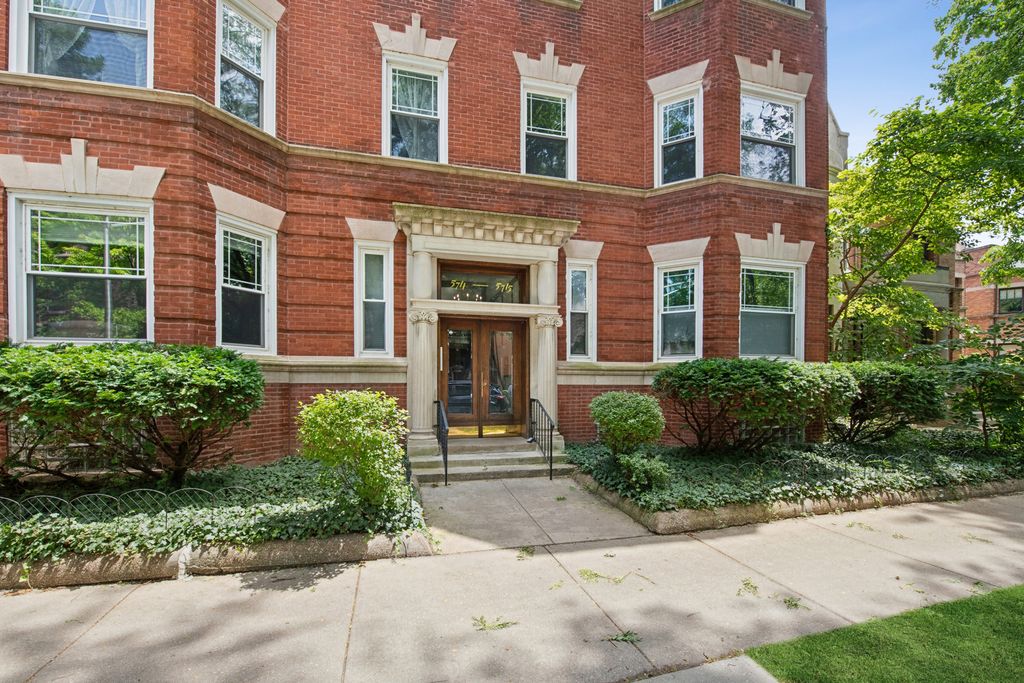 5715 S Blackstone Avenue 2S, Chicago, IL 60637