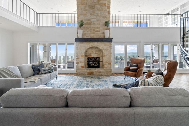 493 Shady Drive, Branson, MO 65616