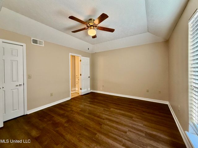 100 Villa Way, Clinton, MS 39056