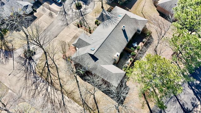 100 Villa Way, Clinton, MS 39056
