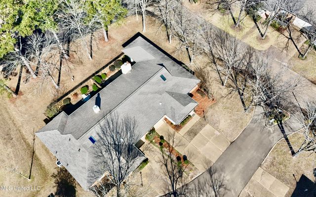 100 Villa Way, Clinton, MS 39056