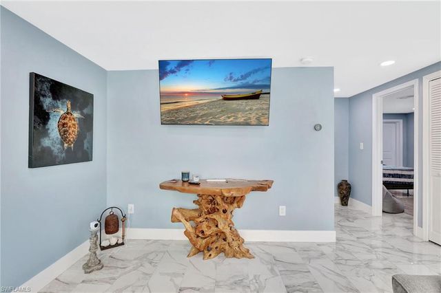 1009 Ridge ST, Naples, FL 34103