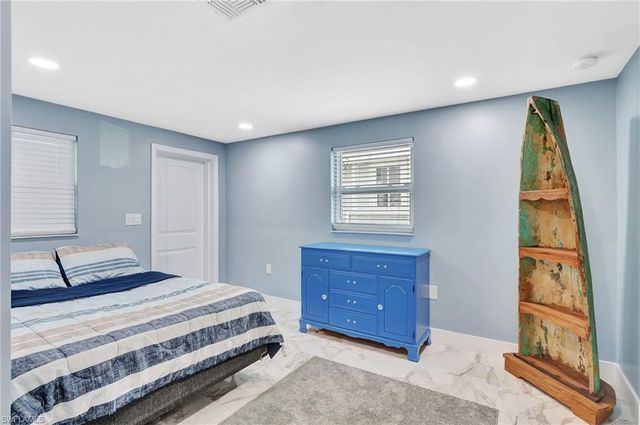 1009 Ridge ST, Naples, FL 34103