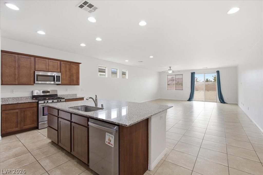 4744 High Anchor Street, Las Vegas, NV 89121 — photo 5