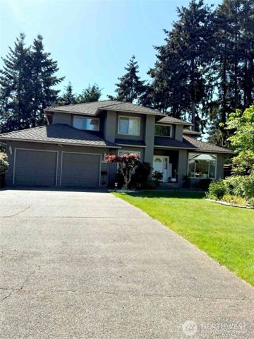 8602 164th Street Ct E, Puyallup, WA 98375