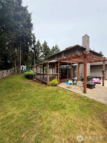 8602 164th Street Ct E, Puyallup, WA 98375
