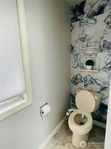 8602 164th Street Ct E, Puyallup, WA 98375