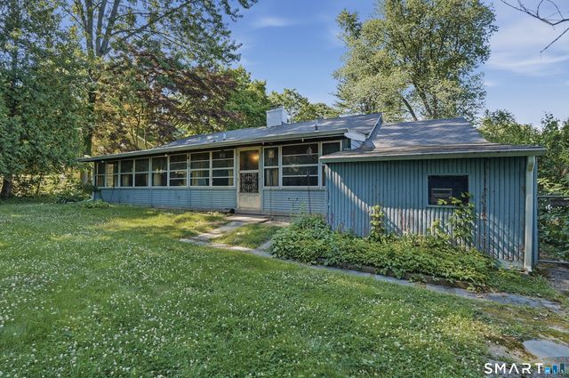 62 Douglas Drive, Meriden, CT 06451