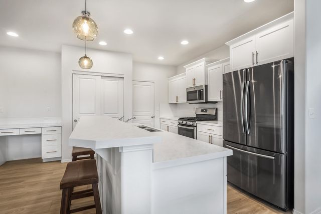 2555 NW Ivy Way, Redmond, OR 97756