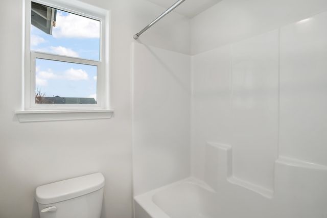 2555 NW Ivy Way, Redmond, OR 97756