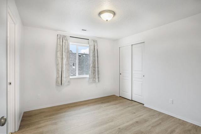 2555 NW Ivy Way, Redmond, OR 97756