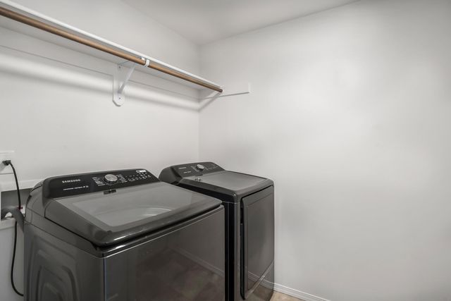 2555 NW Ivy Way, Redmond, OR 97756