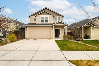 2555 NW Ivy Way, Redmond, OR 97756