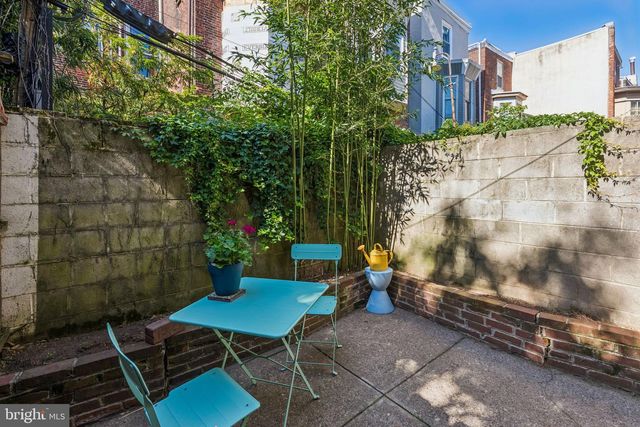 2410 MANNING ST, Philadelphia, PA 19103