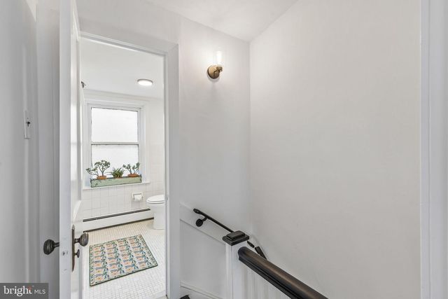 2410 MANNING ST, Philadelphia, PA 19103