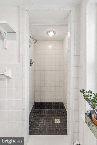 2410 MANNING ST, Philadelphia, PA 19103