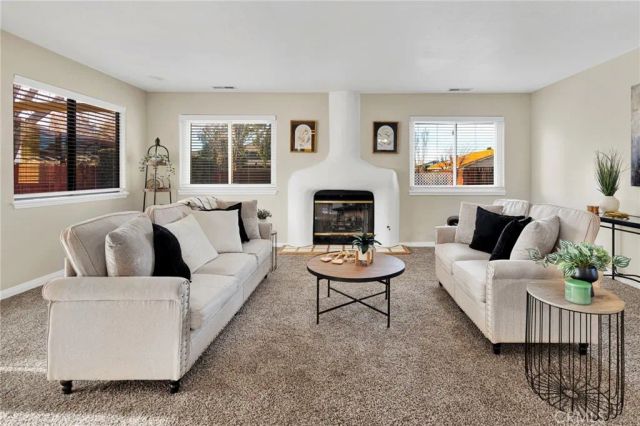 12760 Pinehurst, Victorville, CA 92395