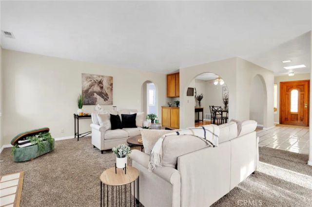 12760 Pinehurst, Victorville, CA 92395