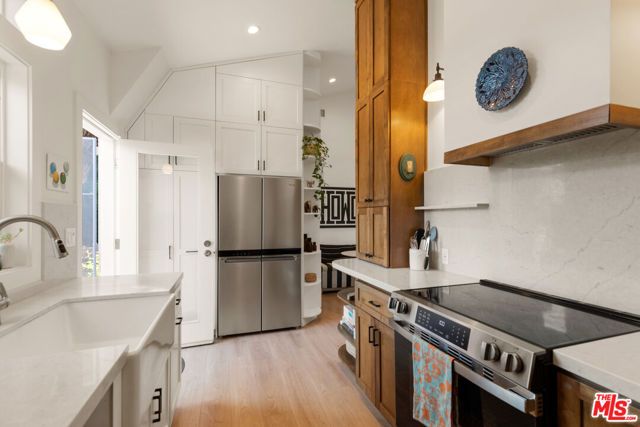 3310 London Street, Los Angeles, CA 90026
