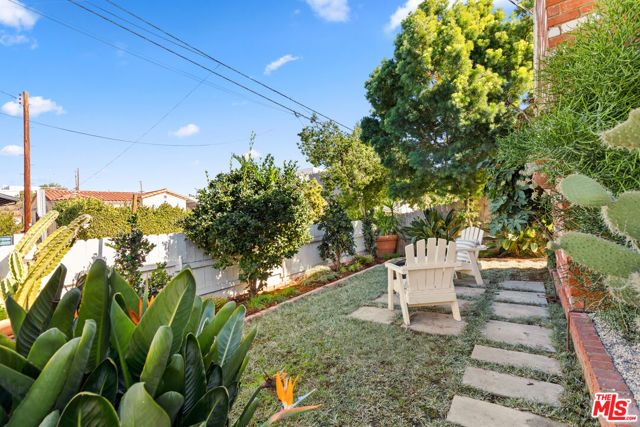 3310 London Street, Los Angeles, CA 90026
