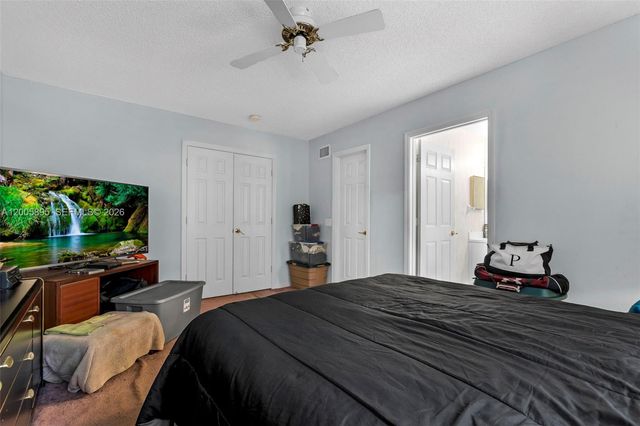 783 NW 42nd Pl, Deerfield Beach, FL 33064