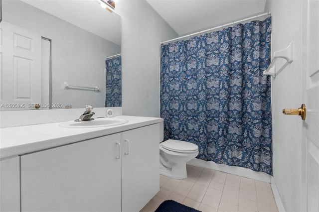 783 NW 42nd Pl, Deerfield Beach, FL 33064