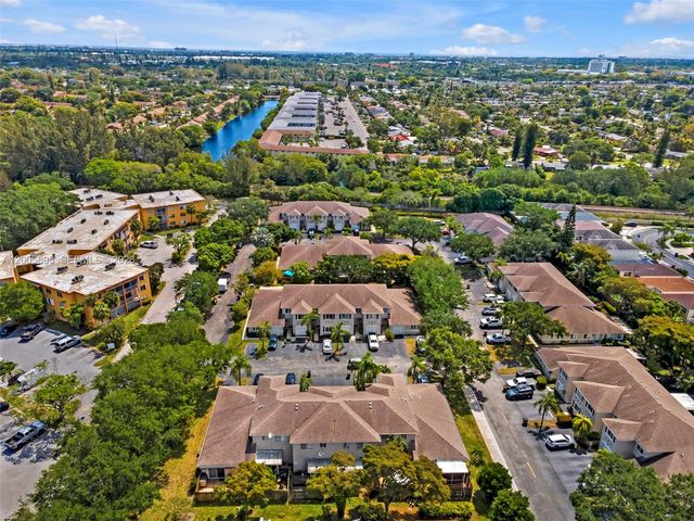 783 NW 42nd Pl, Deerfield Beach, FL 33064