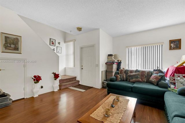 783 NW 42nd Pl, Deerfield Beach, FL 33064