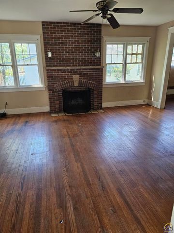 713 SW Clay ST, Topeka, KS 66606