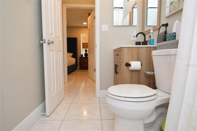 8752 MALLARD RESERVE DRIVE 203, Tampa, FL 33614