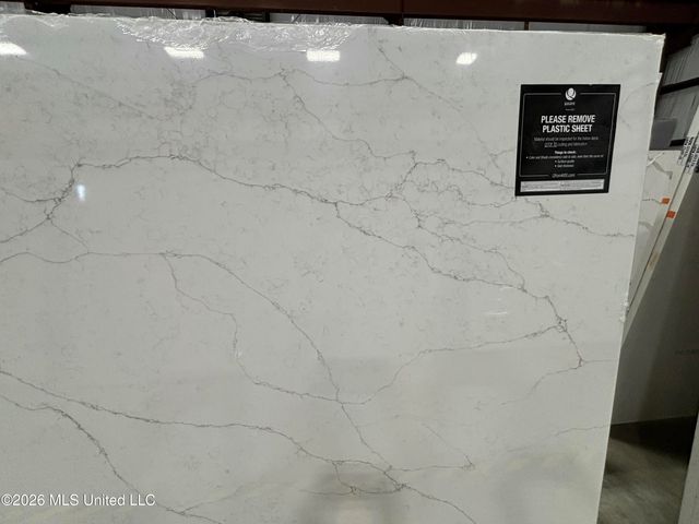 1112 Meadowbrook Road, Jackson, MS 39206