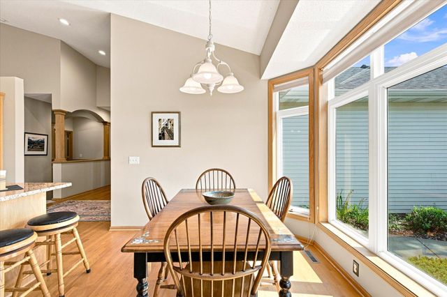 2774 Boulder Drive, Burnsville, MN 55337