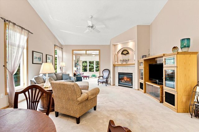 2774 Boulder Drive, Burnsville, MN 55337