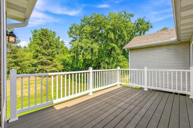 2774 Boulder Drive, Burnsville, MN 55337
