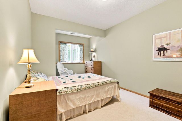 2774 Boulder Drive, Burnsville, MN 55337