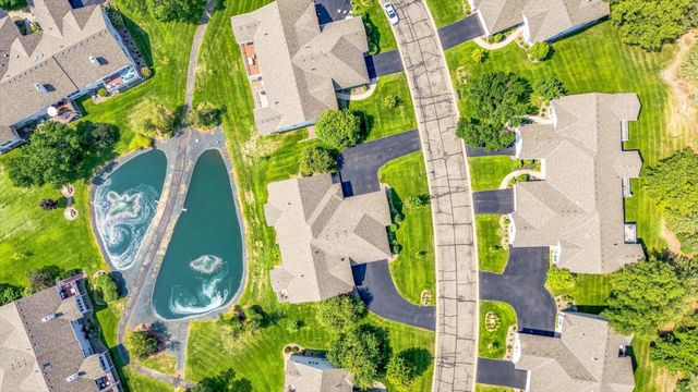 2774 Boulder Drive, Burnsville, MN 55337